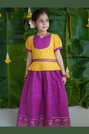 Tiber Taber Girls Bandhani Printed Ready to Wear Lehenga & Blouse