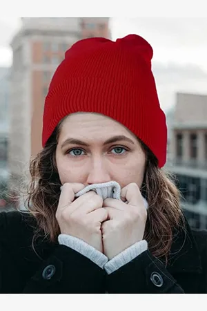 EL REGALO Solid Wool Beanie