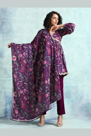 trueBrowns Women Purple Floral Printed Velvet Shawl