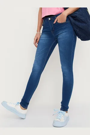 Max Collection Women Mildly Distressed Light Fade Jeans
