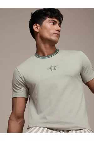 FORCE IX Men Solid Round Neck T-shirt