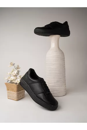 Shoetopia Women Black Perforations Sneakers