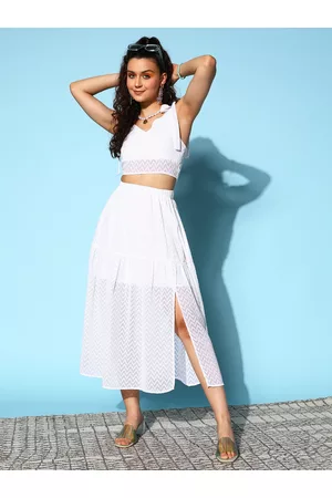 Berrylush Women White Solid Back Tie Shoulder Cami Top & Slit Skirt