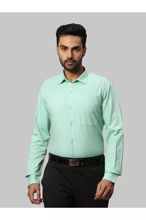 Park Avenue Men Checked Cotton Formal Shirt