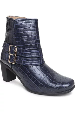 VALIOSAA Women Textured Block Heeled Winter Boots