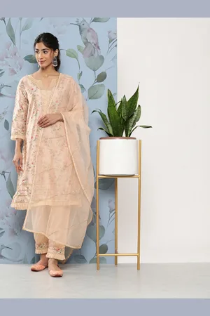 Divena World Women Floral Printed Gotta Patti Kurta with Trousers & With Dupatta