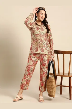Sangria Printed Top with Trousers