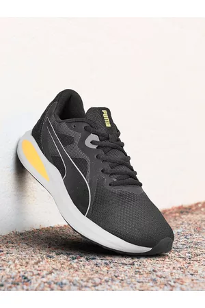 PUMA Unisex Black Twitch Runner Running Shoes