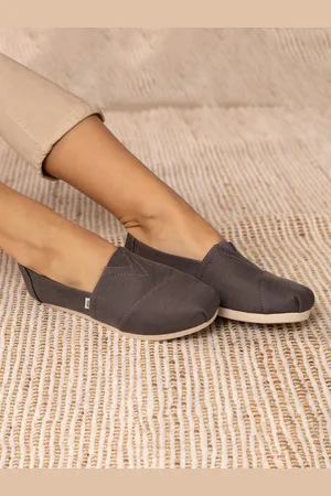 TOMS Women Lightweight Canvas Slip-on Espadrilles
