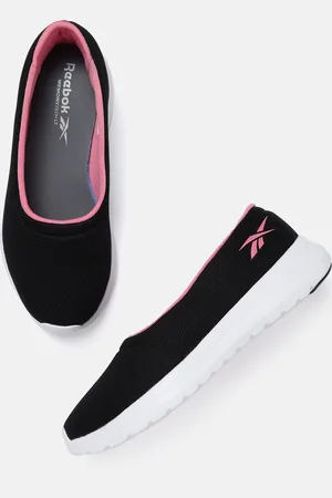 Reebok Women Black Walk Way Ballerinas