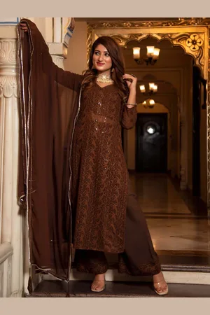 Calmna Women Ethnic Motifs Embroidered Chikankari Kurta with Trousers & With Dupatta