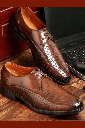 MUTAQINOTI Men Textured Leather formal Derbys