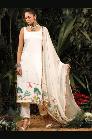Baise Gaba Women White Printed Kurta with Trousers & With Dupatta