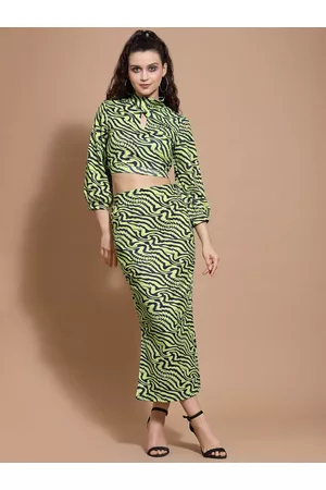 KASSUALLY Women Printed High Neck Top With Skirt