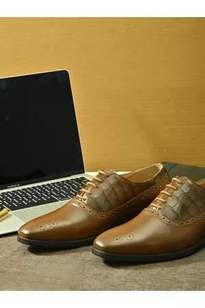 San Frissco Men Textured Formal Brogues
