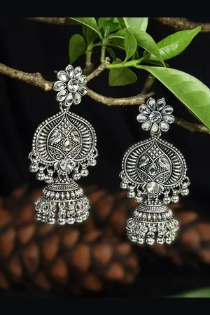 HOUSE OF ARLI Women Silver-Plated Dome Shaped Jhumkas Earrings