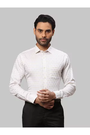 Park Avenue Men Slim Fit Checked Formal Cotton Shirt
