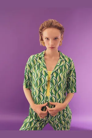 DeFacto Women Printed Comfort-Fit Casual Shirt
