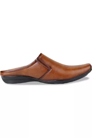 HikBi Men Square-Toe Textured Anti-Skid Leather Formal Slip-Ons