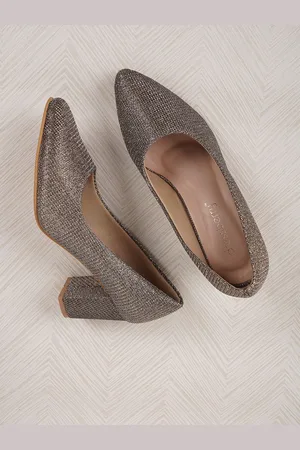DressBerry Pointed Toe Woven Design Block Heels