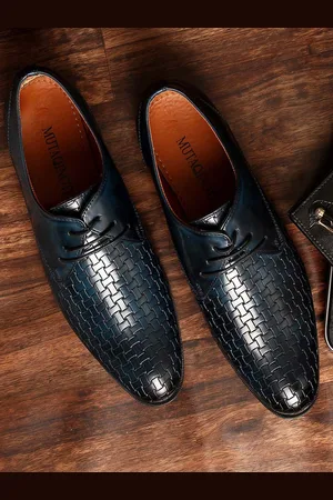MUTAQINOTI Men Textured Leather Lace-Ups Derbys
