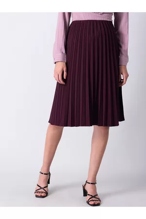 FabAlley Women Purple Solid Pleated Flared Midi Skirts