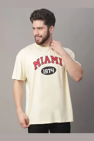 DOOR74 Men Yellow Typography Mandarin Collar Applique Oversize T-shirt