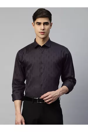 MANQ Men Smart Solid Regular Fit Formal Shirt