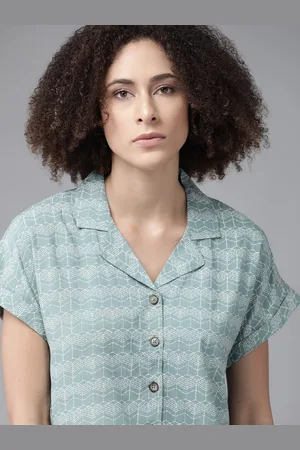 Roadster The Lifestyle Co Green & White Geometric Extended Sleeves Sustainable Ecovero Shirt Style Crop Top