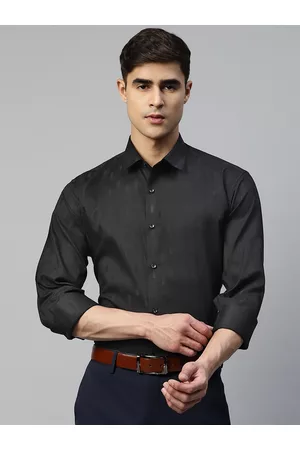 MANQ Men Smart Solid Regular Fit Formal Shirt