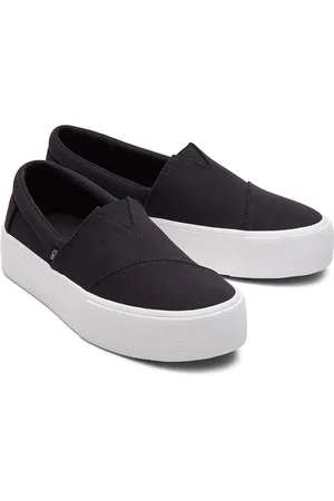 TOMS Women Lightweight Canvas Slip-On Sneakers