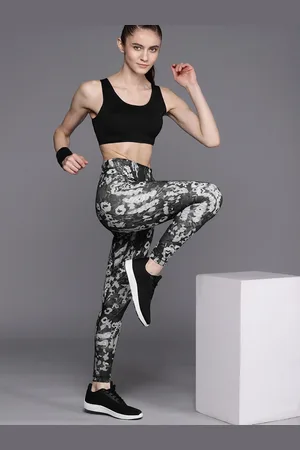 adidas Training Essential High-Rise Tight fit 7/8 Tights