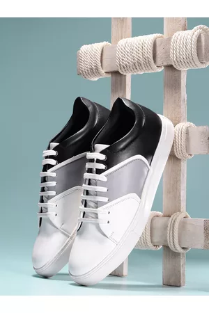 Mast & Harbour Men White & Grey Colourblocked Sneakers