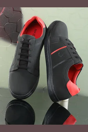 San Frissco Men Black Textured Casual Sneakers
