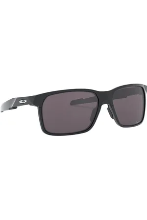 Oakley Men UV Protected Grey Lens Rectangle Sunglasses - 0OO946094600159