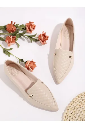 Shoetopia Girls Woven Design Loafers