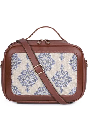 THE CLOWNFISH Abana Women Off White Printed Ethnic Motifs Sling Bag
