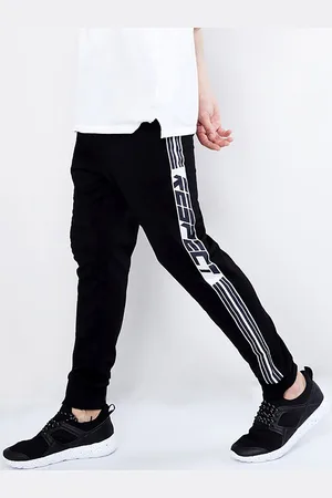 Maniac Men Black & White Cotton Colourblocked Joggers