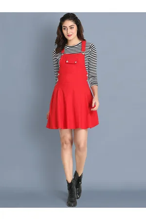 BuyNewTrend Women Red & White Solid Cotton Dungaree Skirt With Top