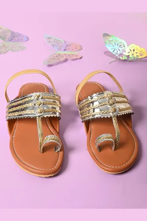 LIL PITAARA Girls Embellished Leather Ethnic One Toe Flats