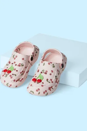 Pantaloons Girls Printed Embellished Comfort Insole Clogs