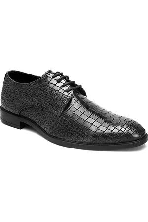 San Frissco Men Textured Formal Derbys