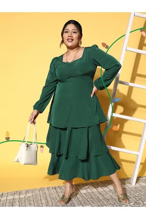 Berrylush Women Solid Layered Crepe Midi A-Line Dress