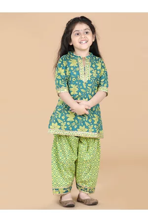 ADIVA Girls Green Floral Printed Gotta Patti Pure Cotton Kurti with Dhoti Pants