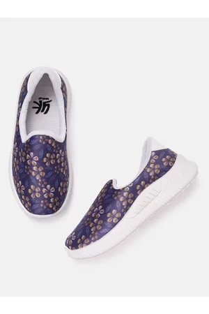 YK Girls Purple & Brown Floral Print Wide Slip-On Sneakers