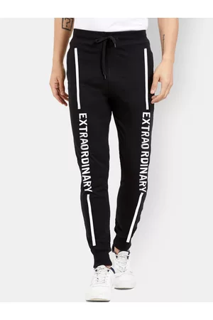 Maniac Men Black & White Printed Slim-Fit Joggers