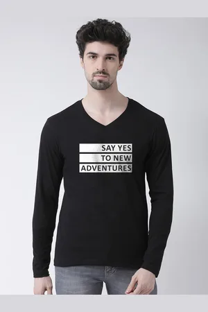 Friskers Men Black Printed V-Neck T-shirt