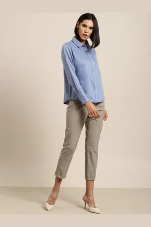 Invictus Women Blue Premium Fit Solid Casual Chambray Shirt