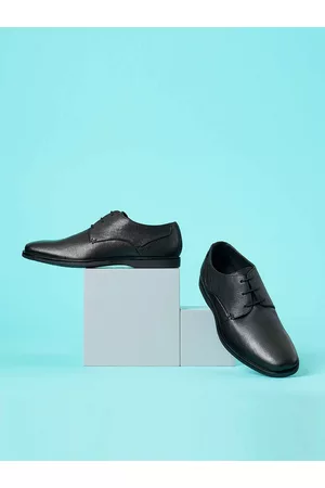 Ruosh Men Textured Leather Formal Derbys