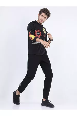 Ketch Men Black & White Typography Printed Slim Fit T-shirt